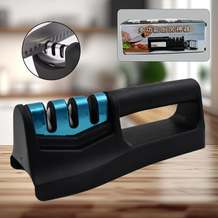 Handheld knife sharpener with three slots for precise sharpening in the kitchen