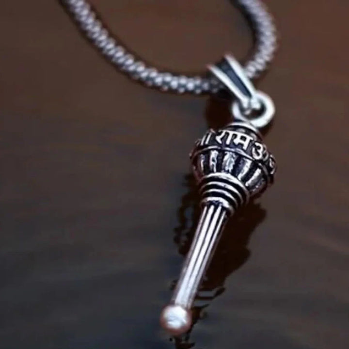 Superior eMart Hanuman pendant with chain in silver featuring intricate detailing