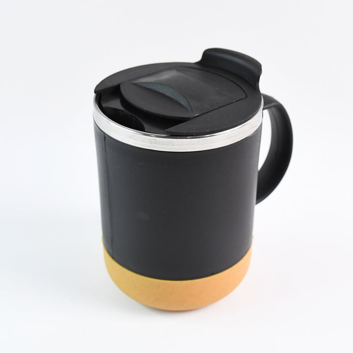 Insulated coffee mug with lid in black and brown featuring a handle for easy grip