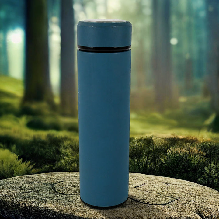 Leak proof travel bottle 500ml in blue for convenient hydration on the go