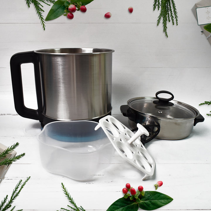 Superior eMart stainless steel soup pot with ergonomic handle and lid for home cooking