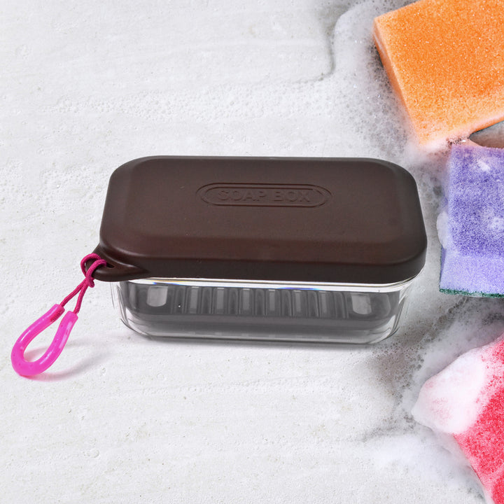 Travel soap box with lid 1 pc in clear and brown design, ideal for storing soap while traveling