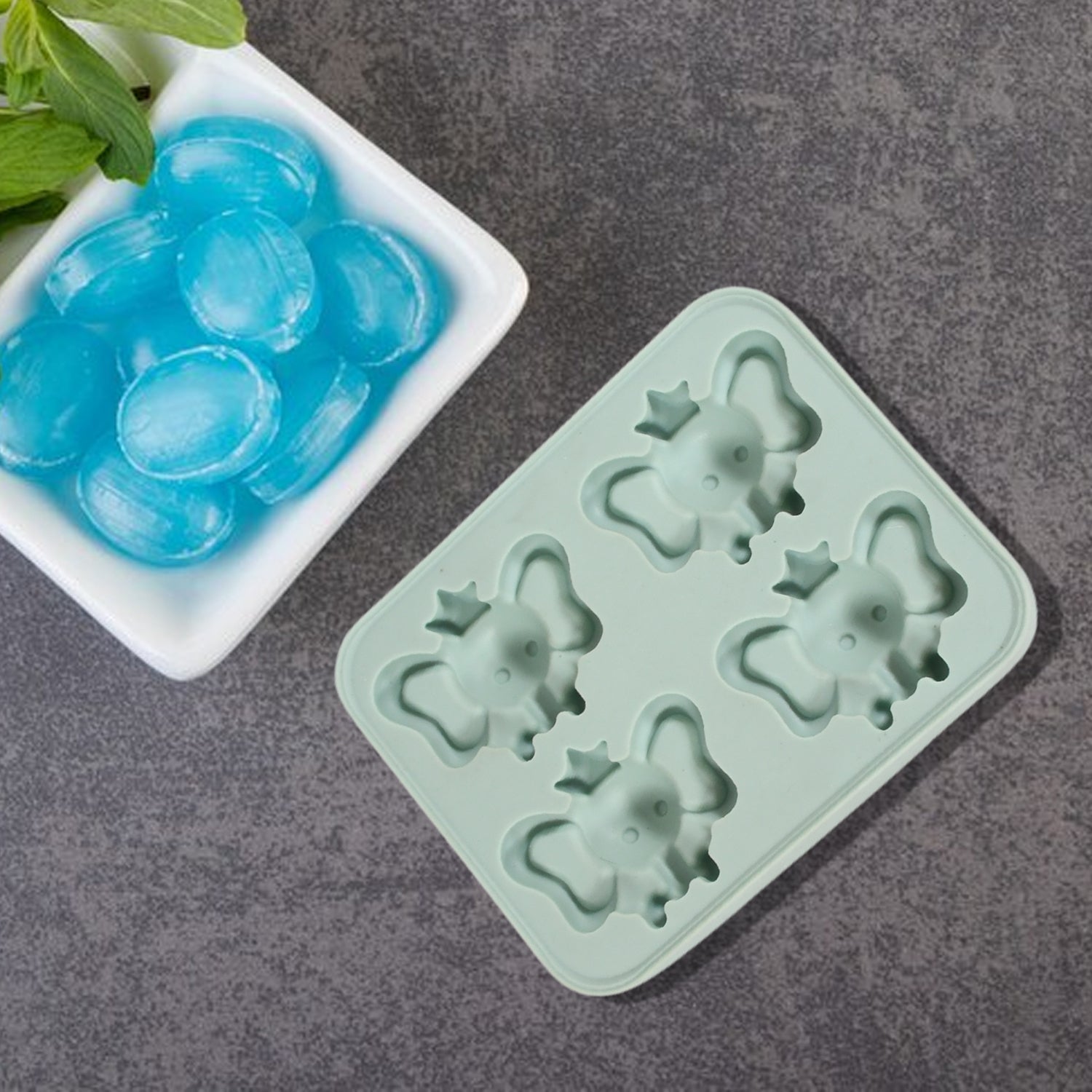 Silicone Cartoon Shape 4 Grid Ice Cube Tray Ice Cube Molds Trays Small Cubes Tra - 8160_silicone_4grid_ice_tray_1pc