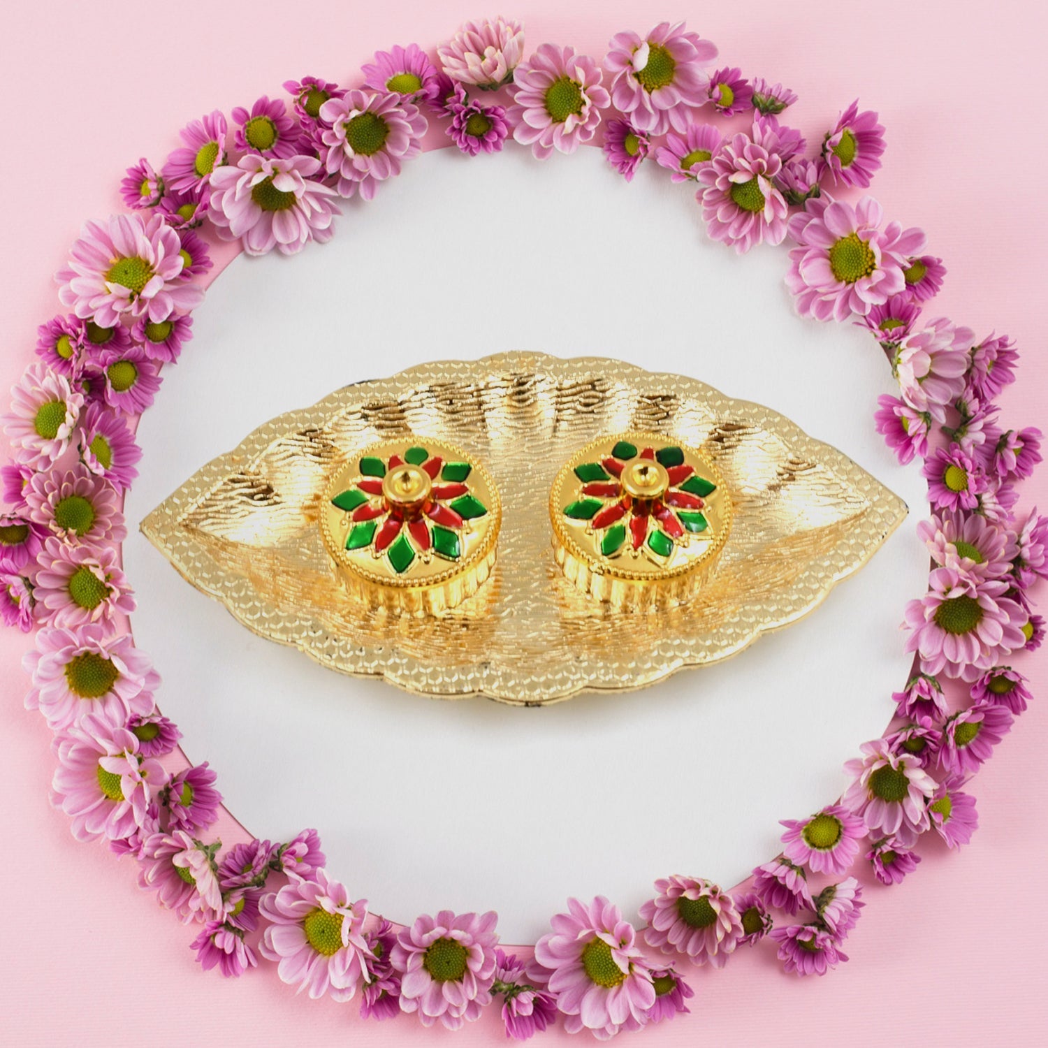 Leaf Shape Special Puja Thali (1 Pc / Mix Design) - 5890_leaf_shape_kumkum_dish_no1