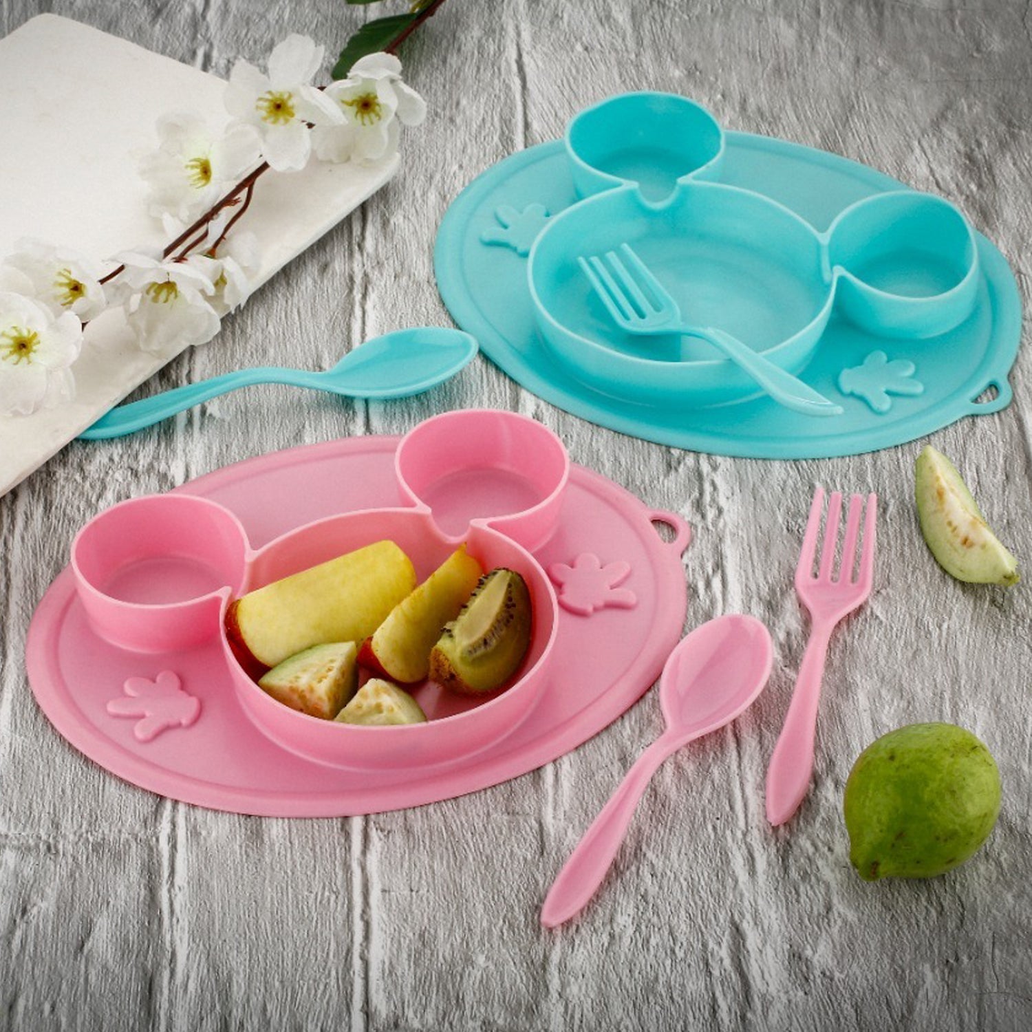 Silicone Mickey Mouse plate, spoon, and fork set, card pack.