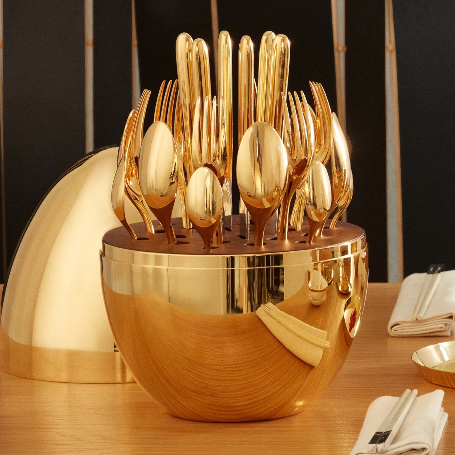 Premium Cutlery Set 24 Pcs with Oval Shaped Stand | Beautiful Stylish Oval Desig - 10010_pre_cutlery_n_oval_stand_24pc