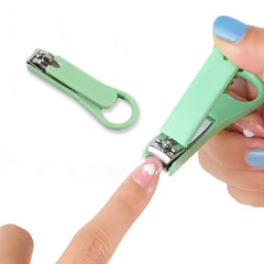 Nail Clippers Adult Nail Clippers Plastic/Hardware Green Nail Clippers - 12729_insulated_nail_cutter