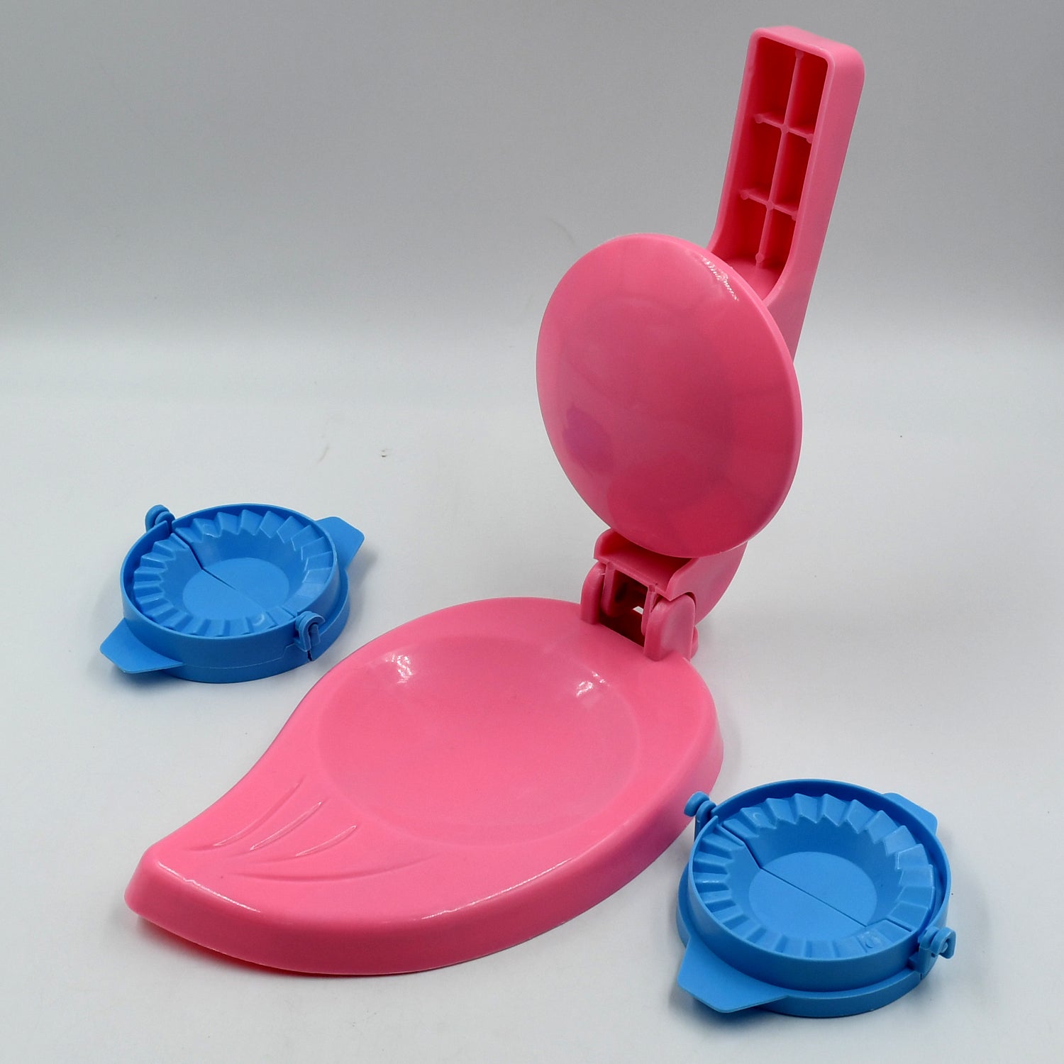 Dumpling and puri press set, includes 3 pieces, high-quality for gujiya making and pastry creation.