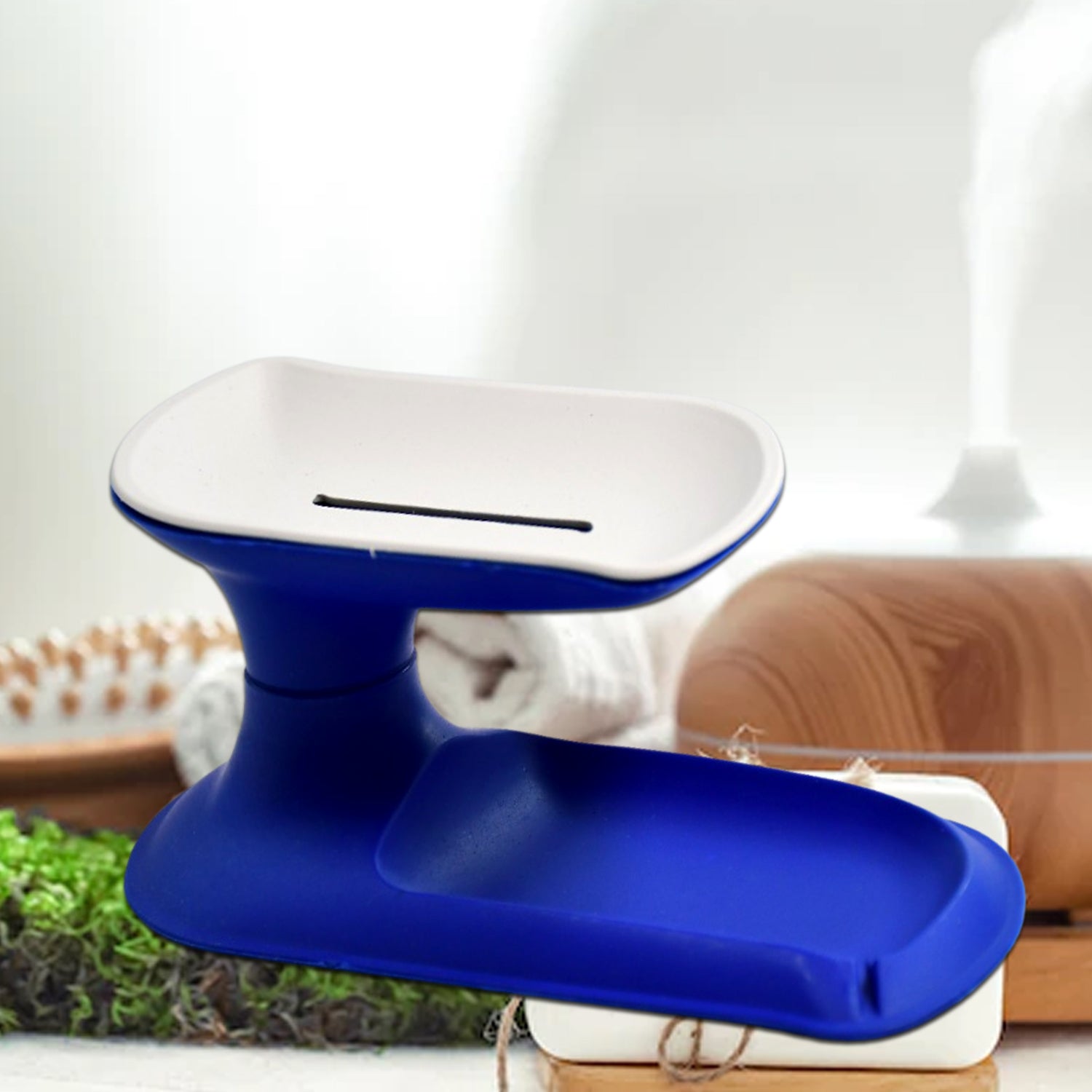 Convenient soap dish with dual layers for easy cleaning