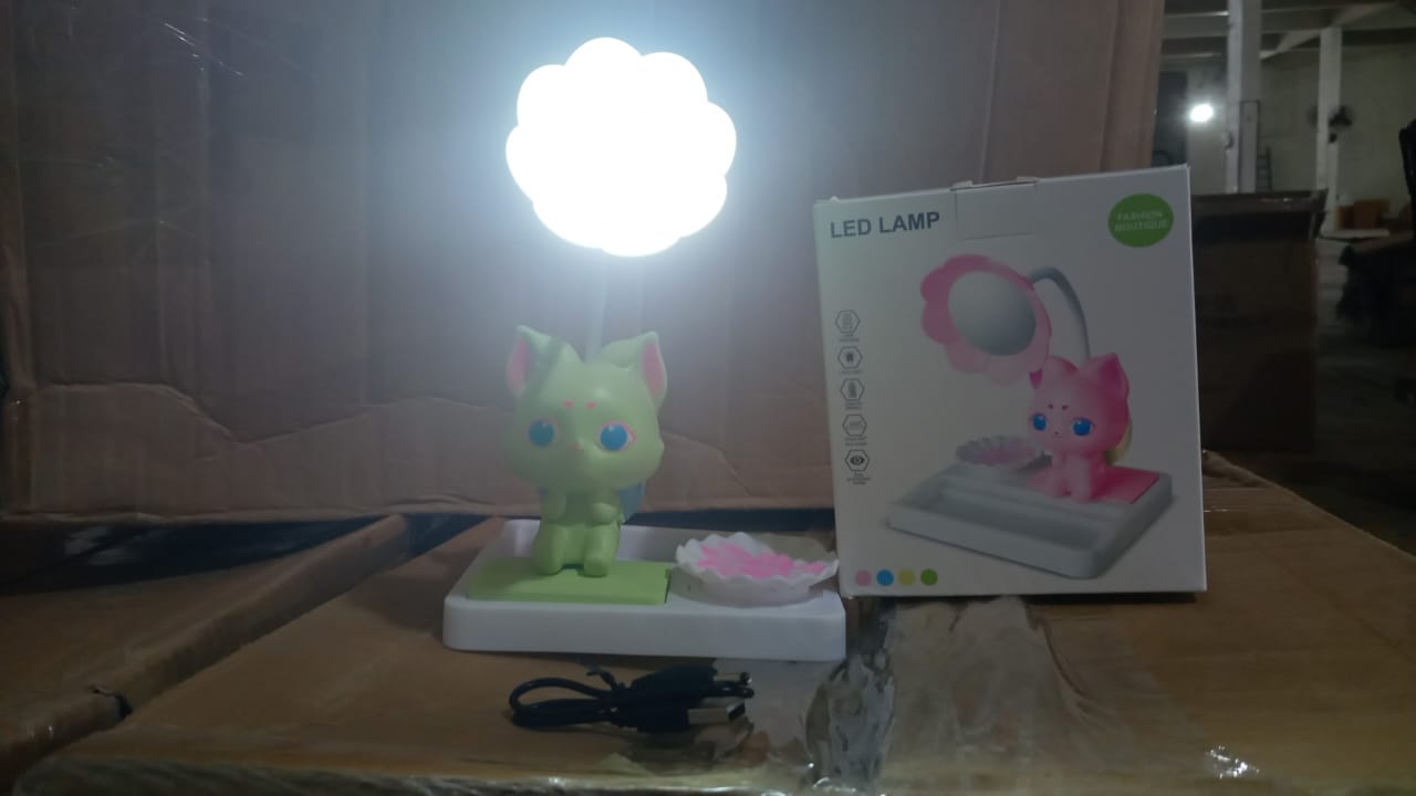 बेस एलईडी डेस्क लाईटसह सुंदर सुंदर कार्टून (1 पीसी) - 13405_cartoon_led_desk_lamp_1pc