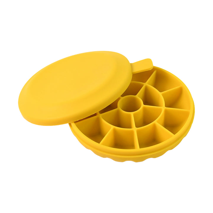 16 grid ice tray 1pc in yellow silicone with a lid for easy ice cube storage