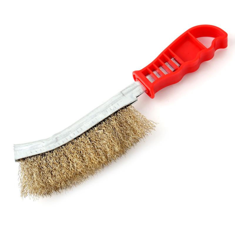 Handheld wire brush for cleaning metal