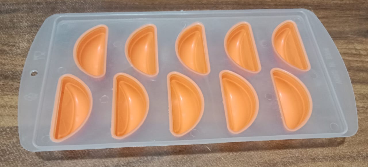 Silicone Mold Ice Cube Tray Creative Sweet Multi Type Ice Tray Buckets, Ice Cube - 5708_orange_shape_ice_tray_1pc