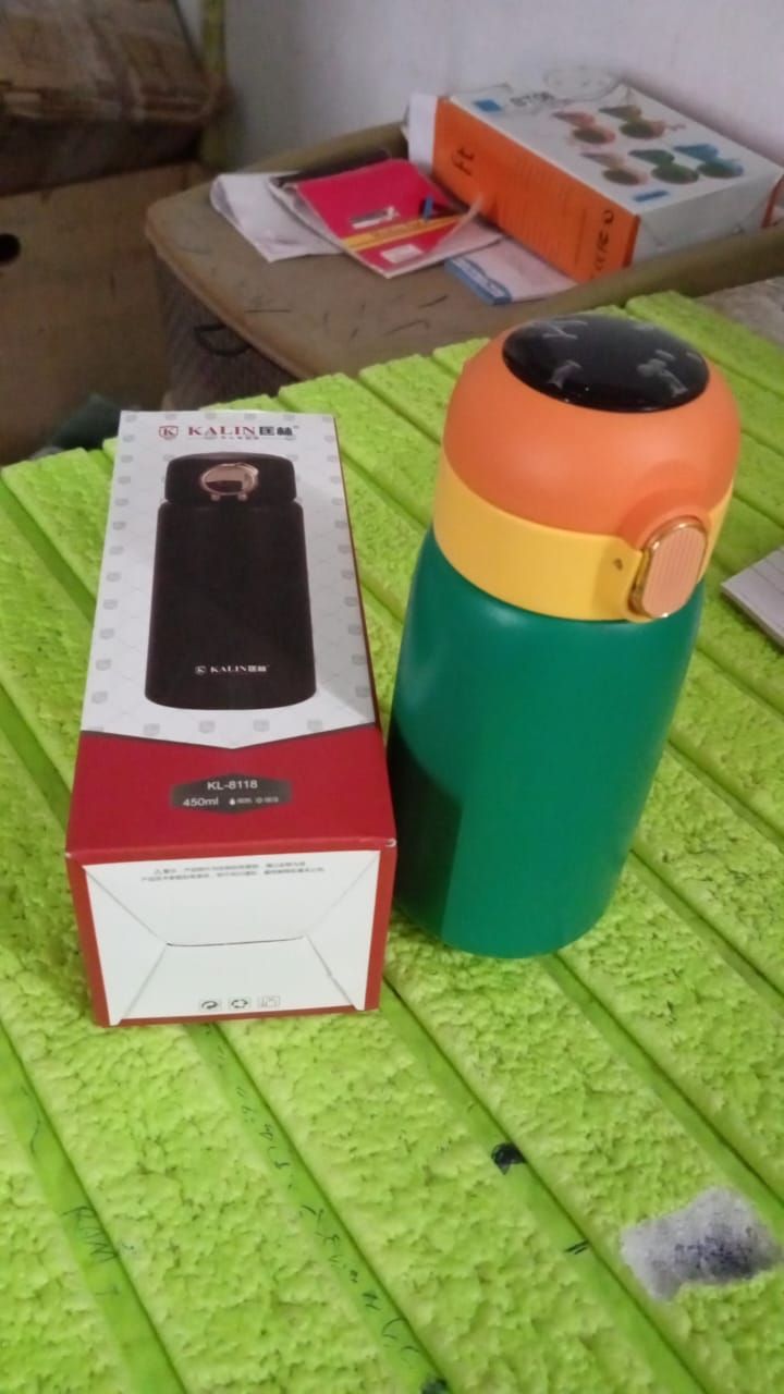 Smart Vacuum Insulated Water Bottle with LED Temperature Display (450 ML Approx) - 13475_ss_temperature_bottle_450ml_no6