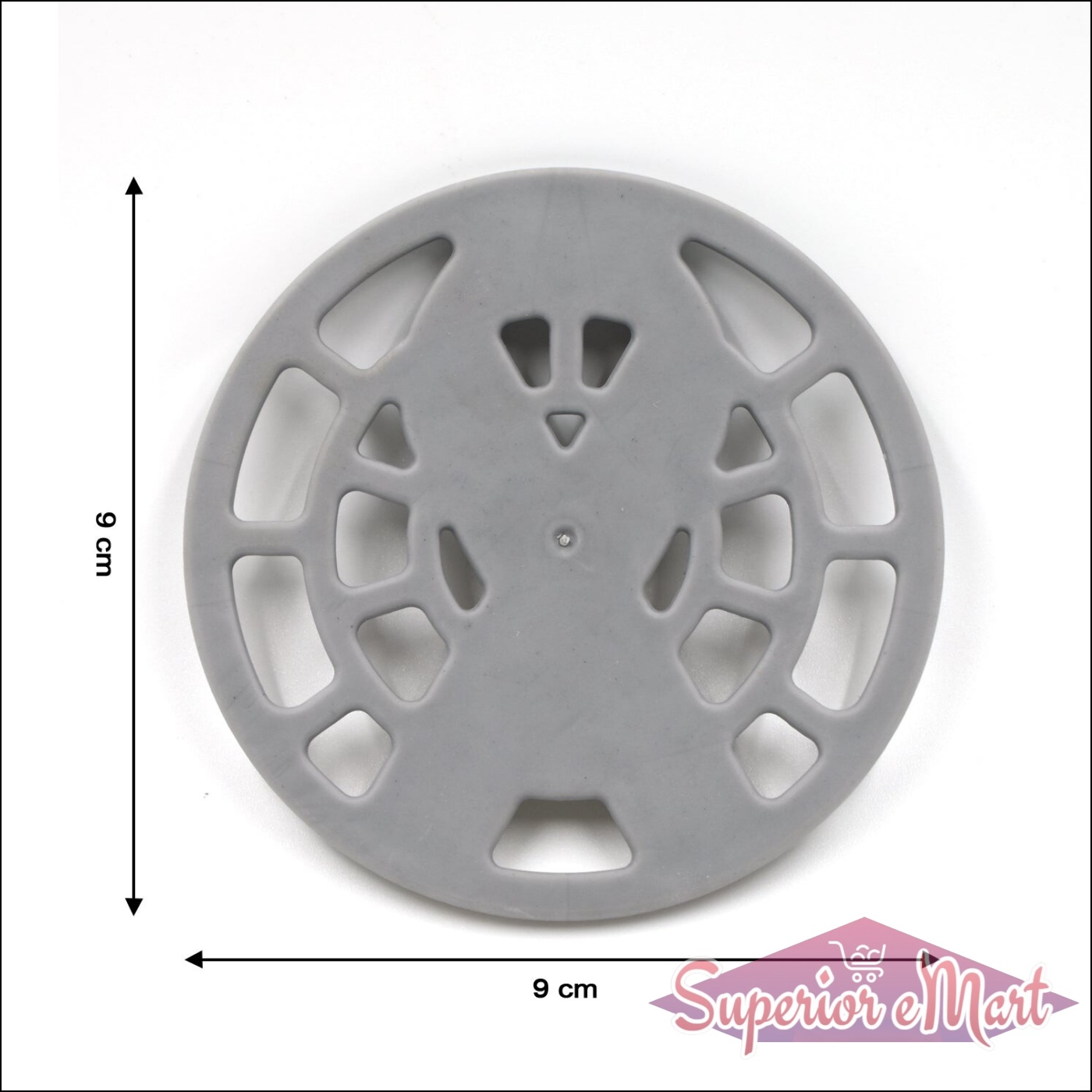 Gray silicone fancy coaster with a unique design, measuring 9 cm in diameter for home and kitchen use