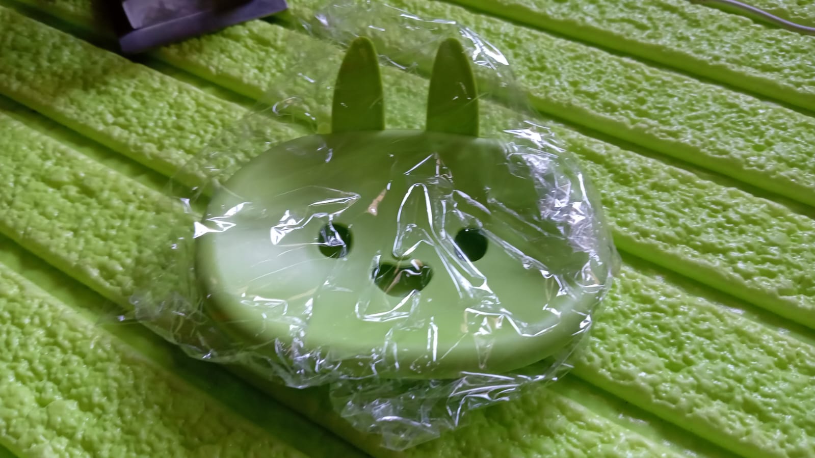 Soap Box Drain soap Box Cute Rabbit Shape Double soap Bowl Box Plastic Rack Stor - 17768_smiling_face_soap_dish