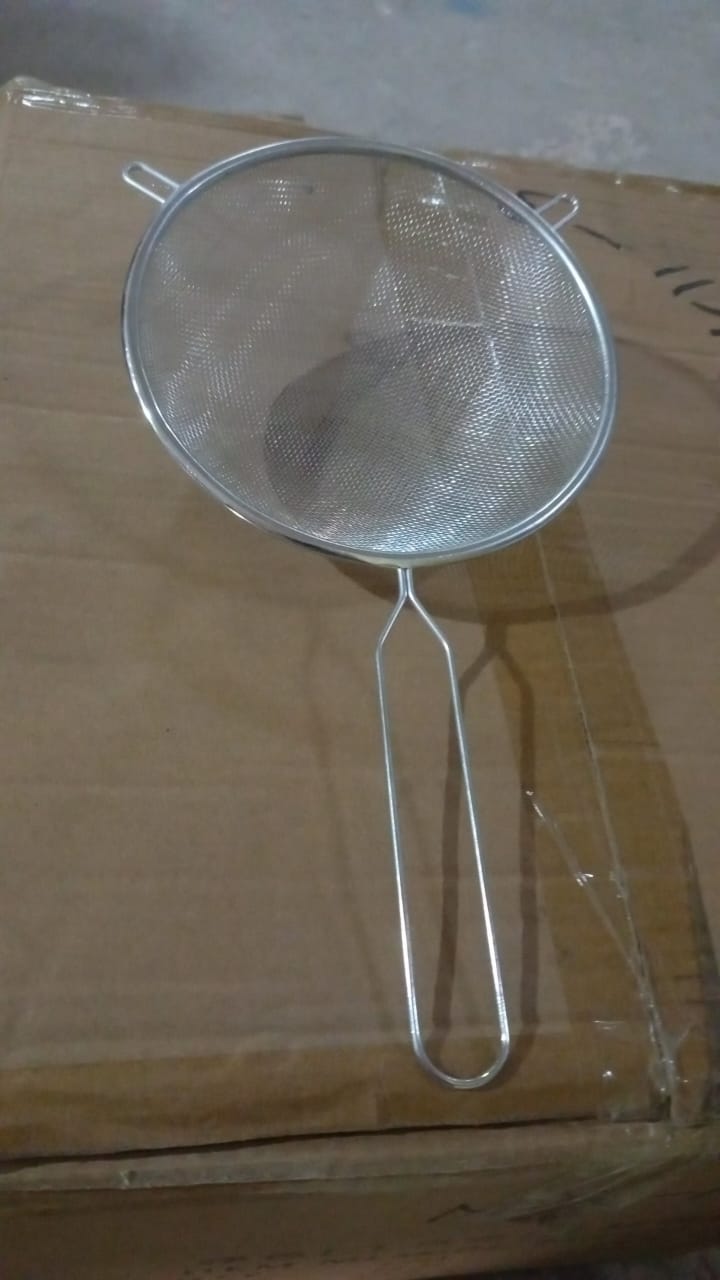 Small Mesh Strainer With Handle Stainless Steel Oil Straine, Mesh Sieve Strainer - 10023_small_ss_mesh_strainer_1pc