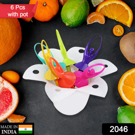 Dancing Doll Fruit Cutlery With Stand Set Of 6.