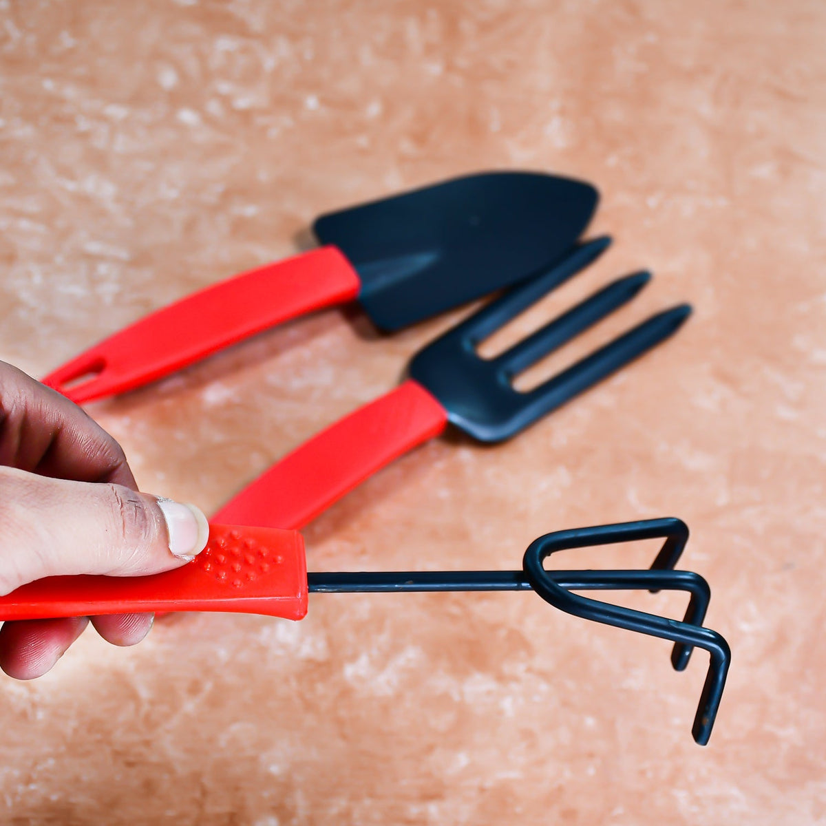 3pcs Small sized Hand Cultivator, Small Trowel, Garden Fork - 9070_3pcs_red_garden_tools