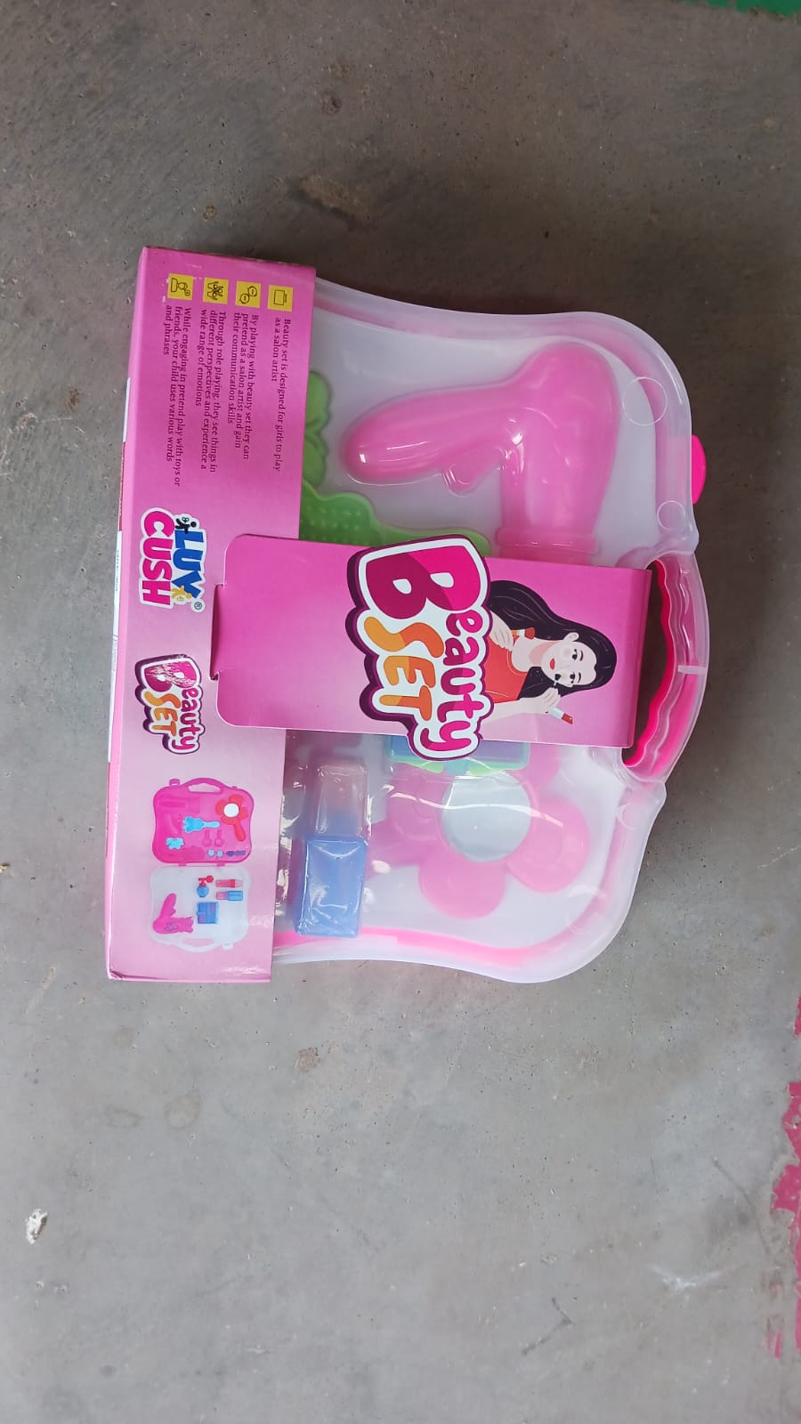 Briefcase Beauty toy, Beauty Set with (Approx 22 Pcs Set) - 18202_briefcase_beauty_toy_set_22pc