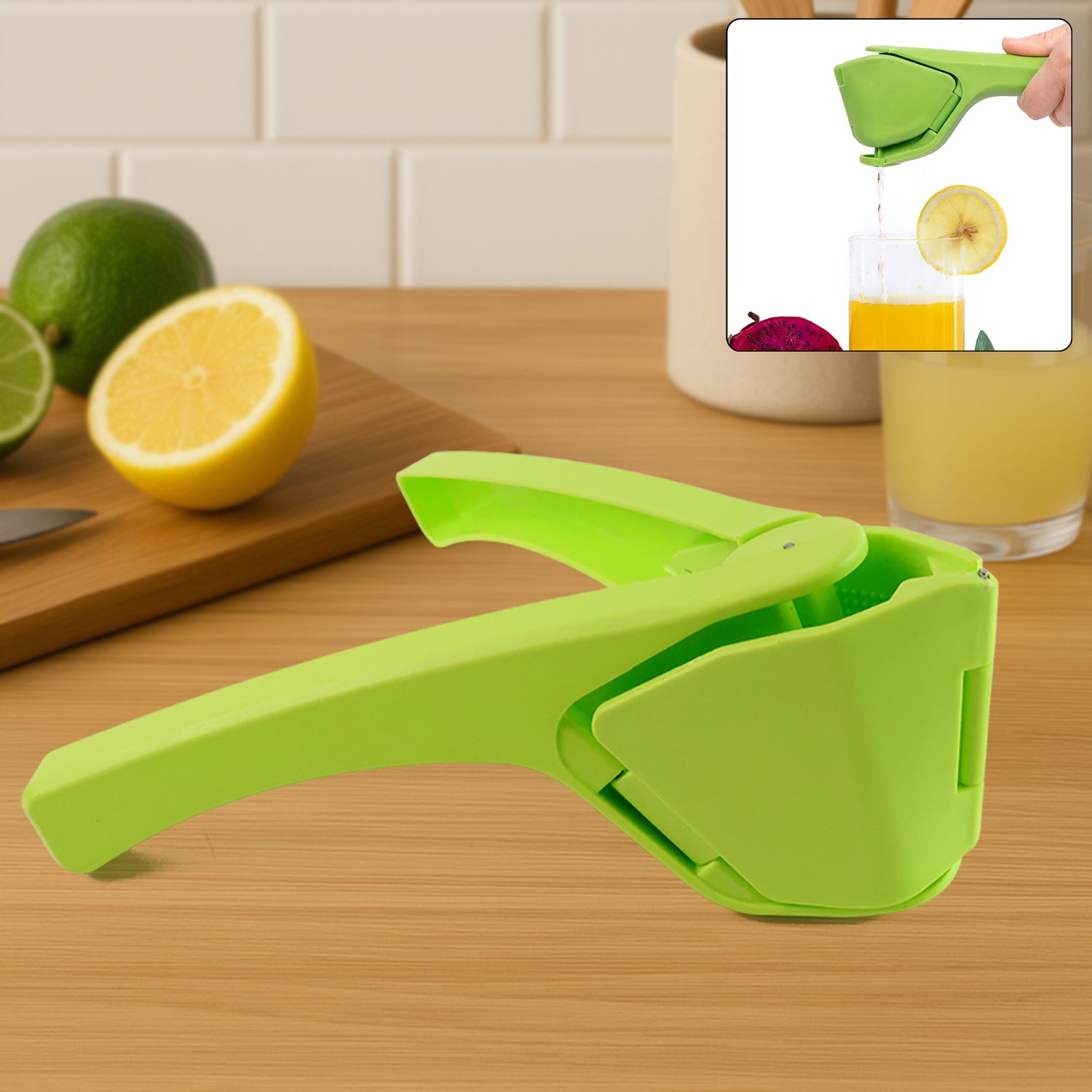 Liger Plastic Manual Handheld Lemon / Orange Squeezer (1 Pc)