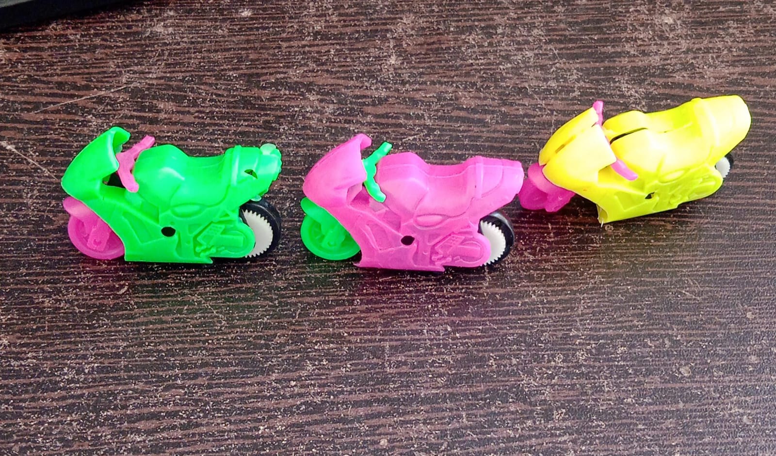 Pull Back Motorcycle Toys, Tiny Gift Latte Motorcycles Toy for Kids Boys Age 3-8 - 1931_pull_back_bike_toy_atp64