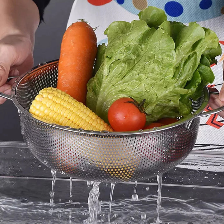 Stainless Steel Colander With Handle | Large Metal Mesh Basket Strainer For Pasta, Spaghetti, Berry, Veggies, Fruits (1 Pc  25.5 Cm)