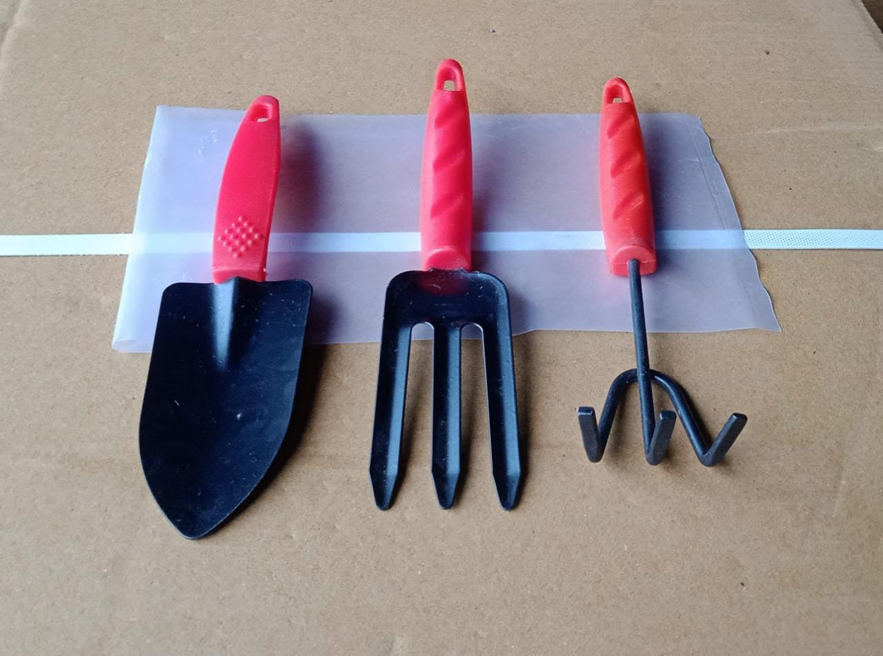 3pcs Small sized Hand Cultivator, Small Trowel, Garden Fork - 9070_3pcs_red_garden_tools