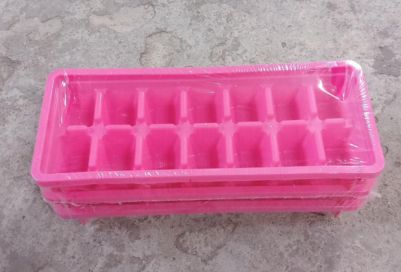 Set of ice cube trays for freezer, durable and practical.