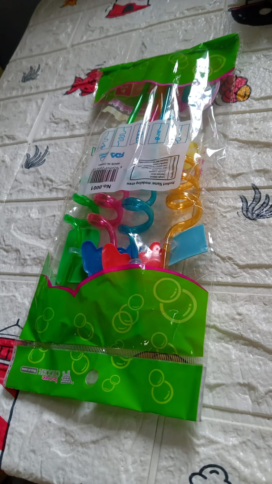 Reusable straws for summer party, cartoon design