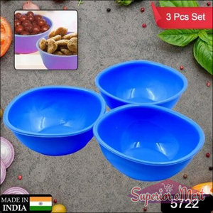 Set of 3 BPA free bowl set in blue, perfect for serving snacks and meal prep in your kitchen