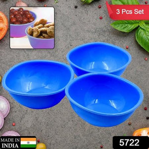 Set of 3 BPA free bowl set in blue, perfect for serving snacks and meal prep in your kitchen