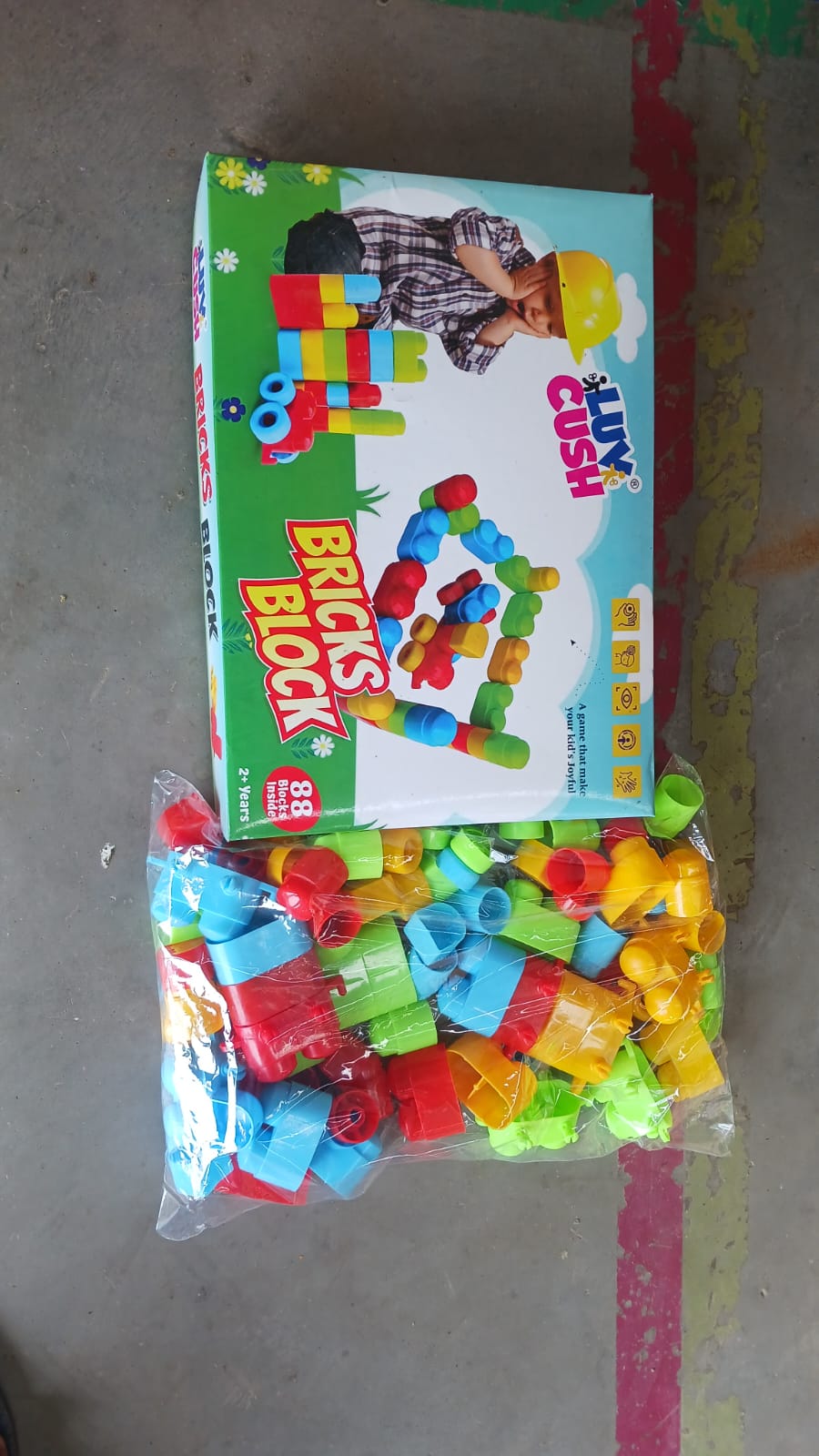 ईंटें ब्लॉक बिल्डिंग खिलौना (88 पीसी बिल्डिंग ब्लॉक) - 18198_bricks_block_toy_88pc_set