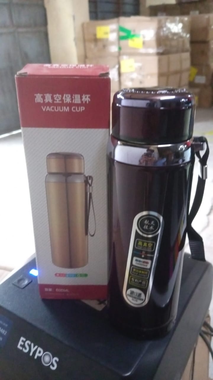 Double Walled Insulated Hot and Cold Water / Tea / Coffee Thermal Bottles (600 M - 13221_ss_vacuum_bottle_600ml_no3