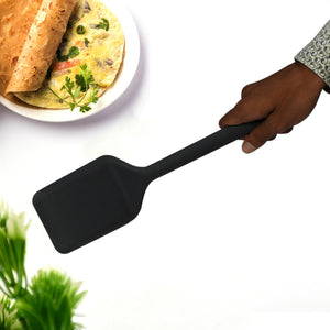Durable and flexible dessert serving spatulas for easy serving and flipping of desserts