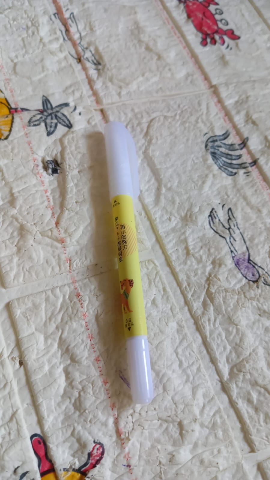 Waterproof solid paint marker pen for school projects