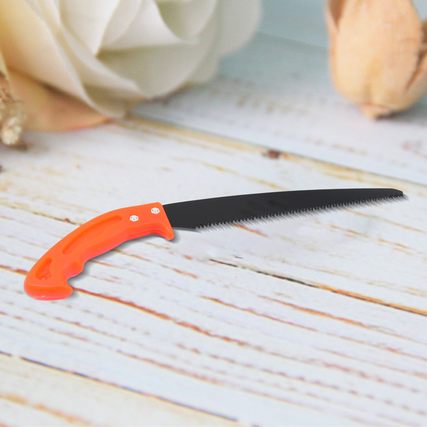 Superior eMart hand pruning saw for tree with an ergonomic orange handle and sharp cutting blade