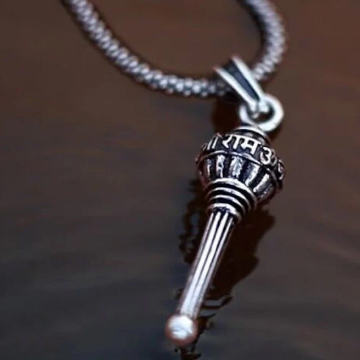 Superior eMart Hanuman pendant with chain in silver featuring intricate detailing