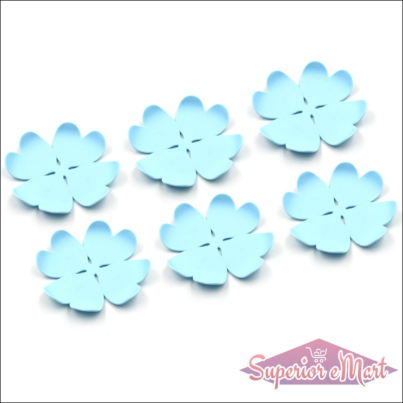 Set of six blue flower-shaped heat resistant coasters set for protecting surfaces from hot drinks