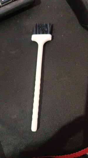 Superior eMart laptop keyboard brush for effective cleaning of keyboards and other electronic devices