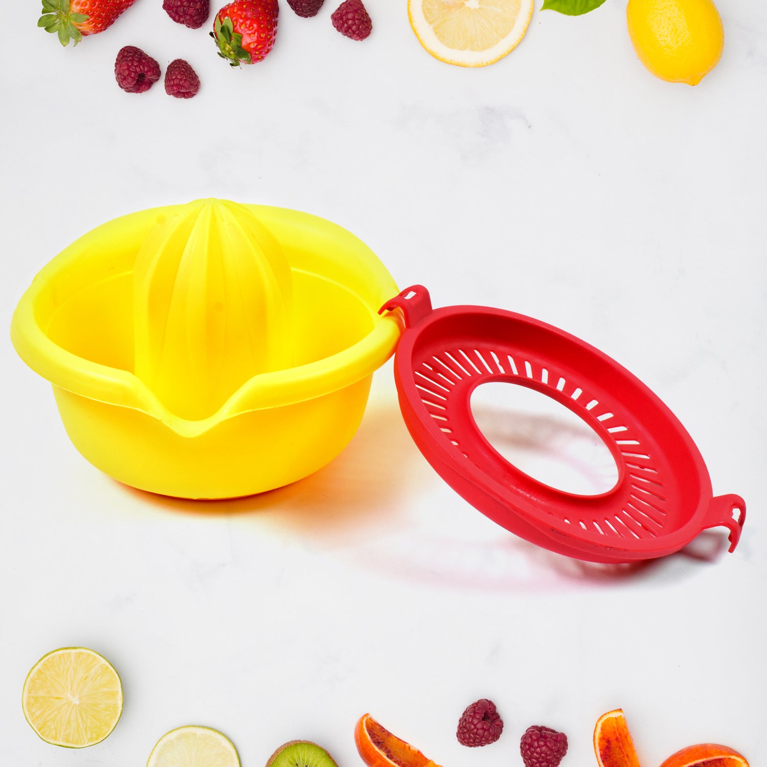 Bright yellow manual citrus juicer 300ml with red strainer, perfect for fresh juice extraction