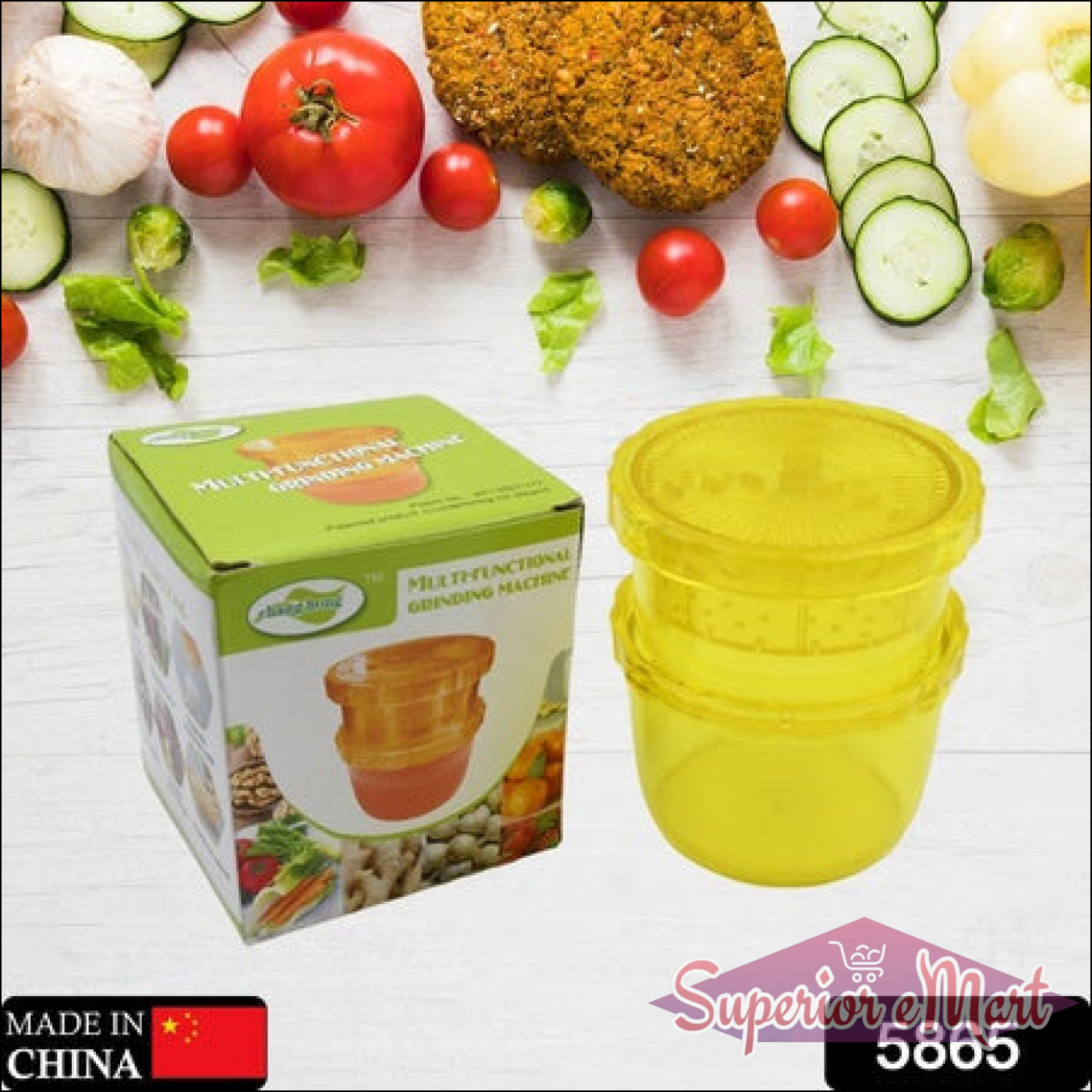 Manual citrus juicer and grinder in yellow with a multifunctional design for effortless fruit and vegetable preparation