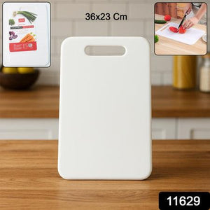 Superior eMart medium chopping board in white, 36x23 cm for everyday kitchen use