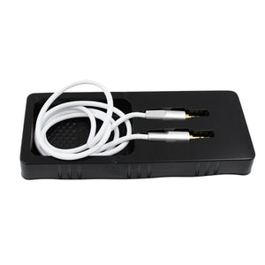 White mobile tablet aux cable 1000mm in durable packaging for high-quality audio connection