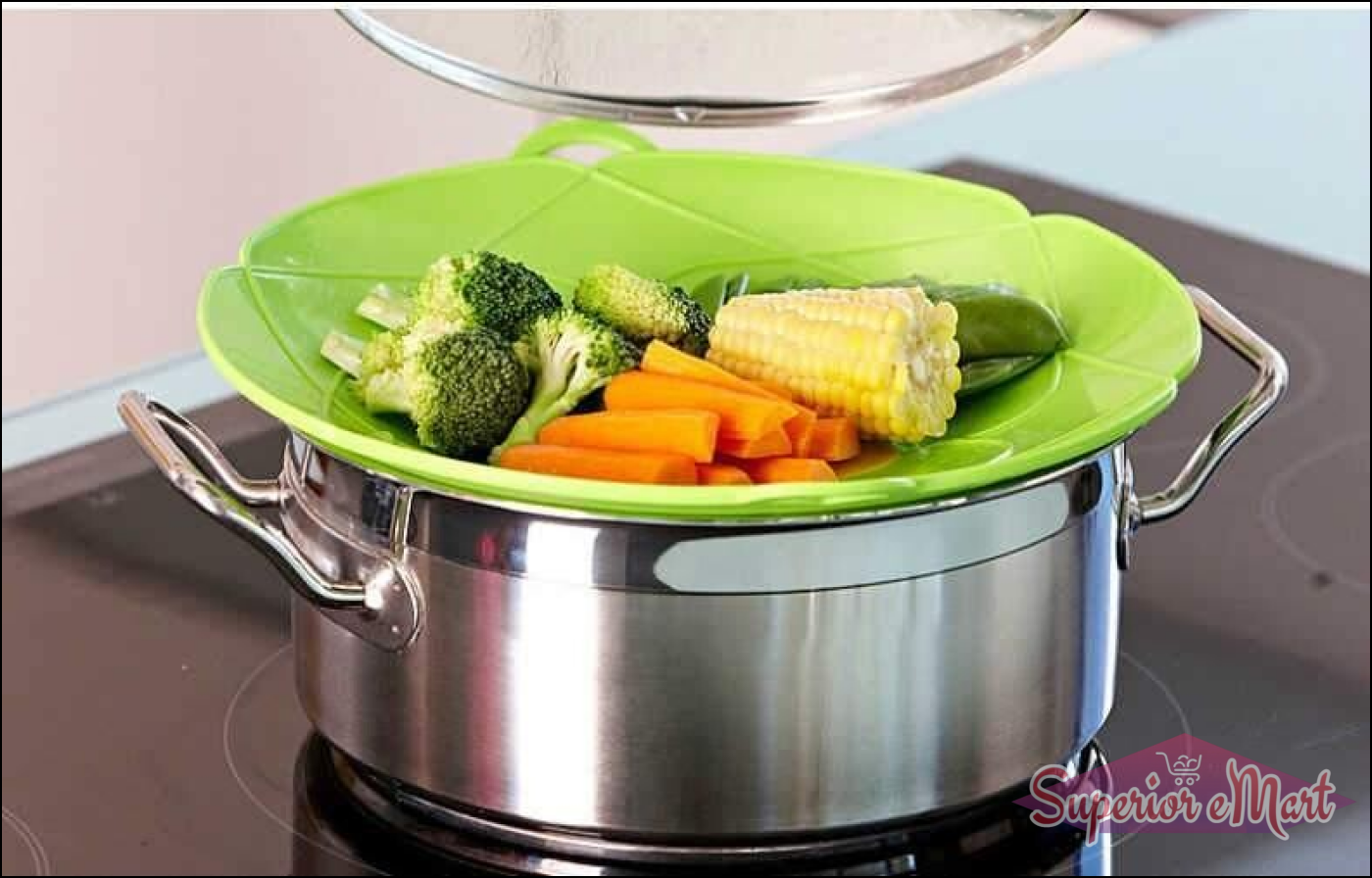 Multifunctional silicone lid cover for steaming vegetables in a stainless steel pot