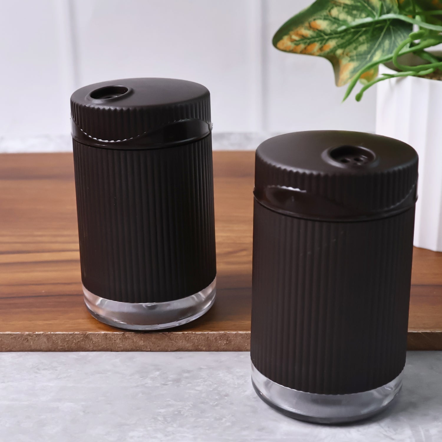 Salt N Pepper Dispenser Set (2 Pc)