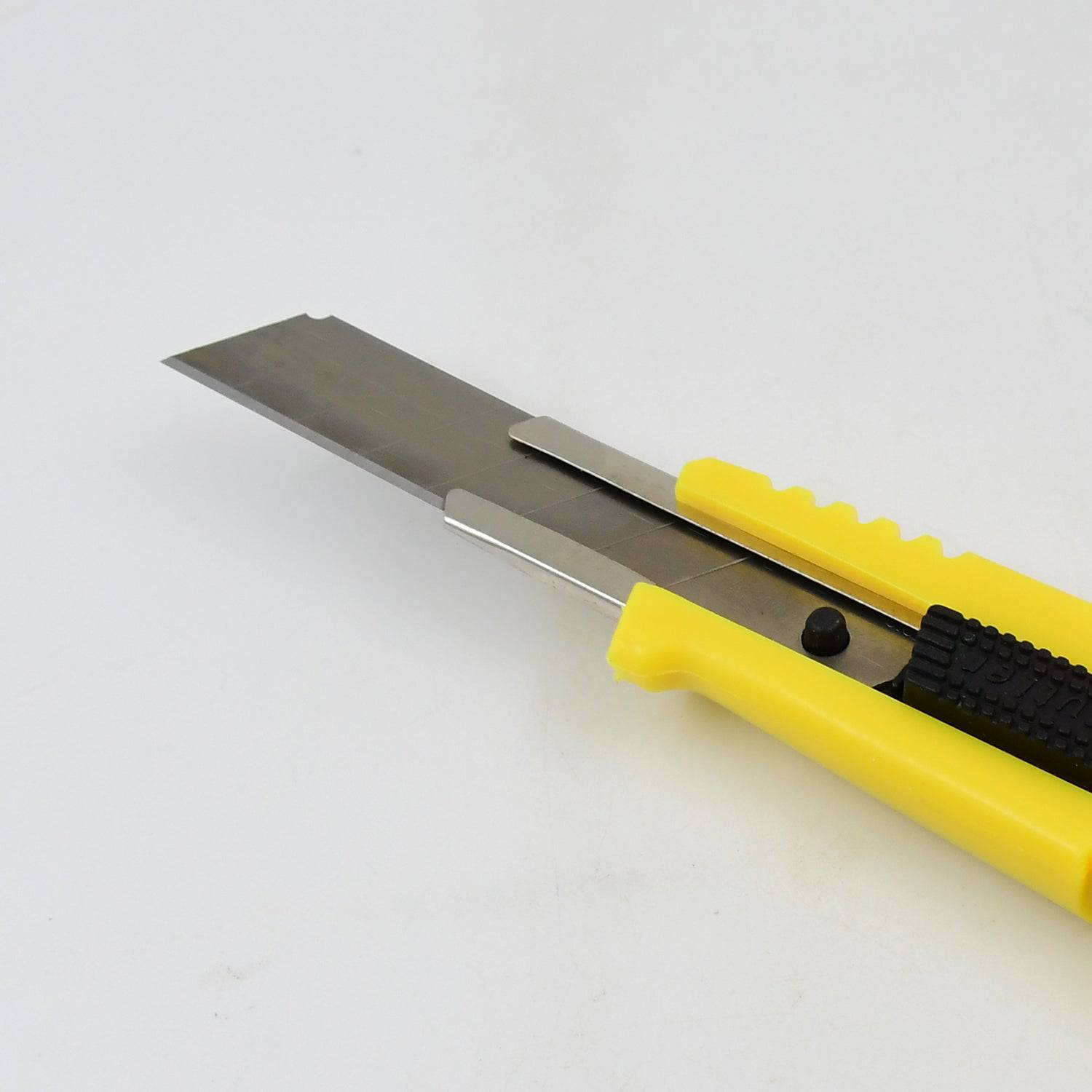 Heavy Duty Working Cutter Knife (1 Pc) - Superior eMart