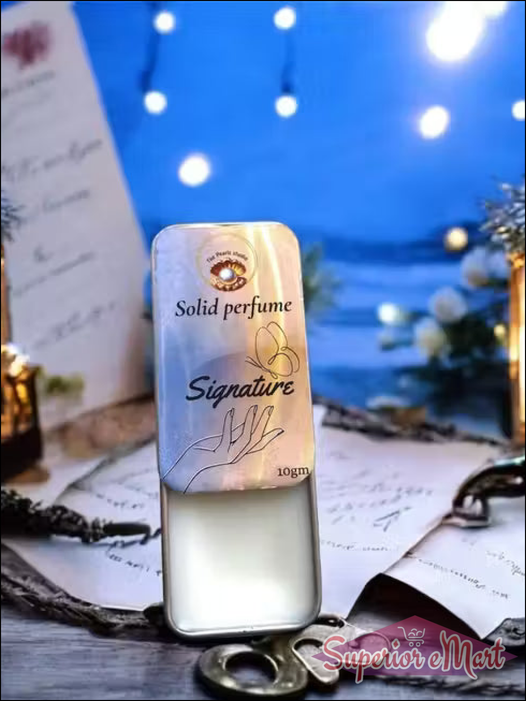 solid-fruit-perfume-for-men-and-women-signature-tin-in-setting