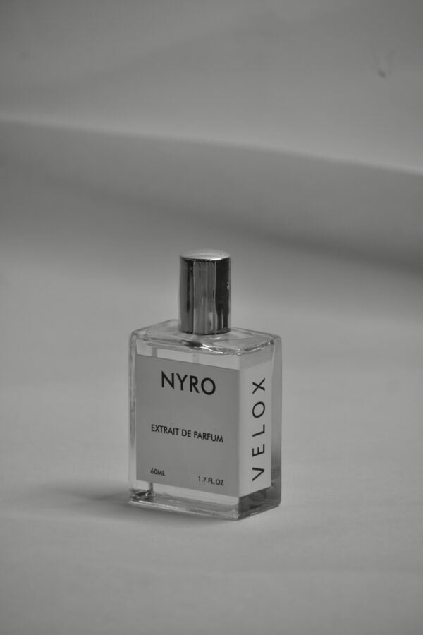 Nyro Velox Extrait de Parfum Bottle with Sleek Design for Fragrance Enthusiasts