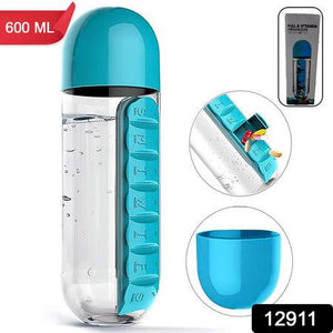 Travel pill water bottle with seven compartments for organizing daily medications and 600 ml capacity